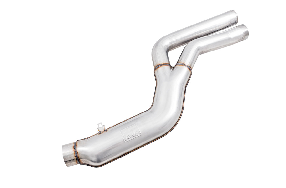 AWE Non-Resonated Touring Edition Exhaust for A90 Supra - 5" Diamond Black Tips image 4