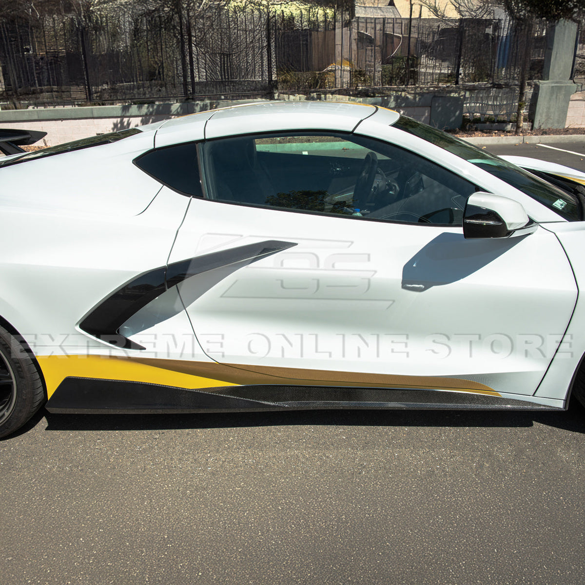 Chevrolet Corvette C8 DRY CARBON FIBER 5VM Side Skirts image 53