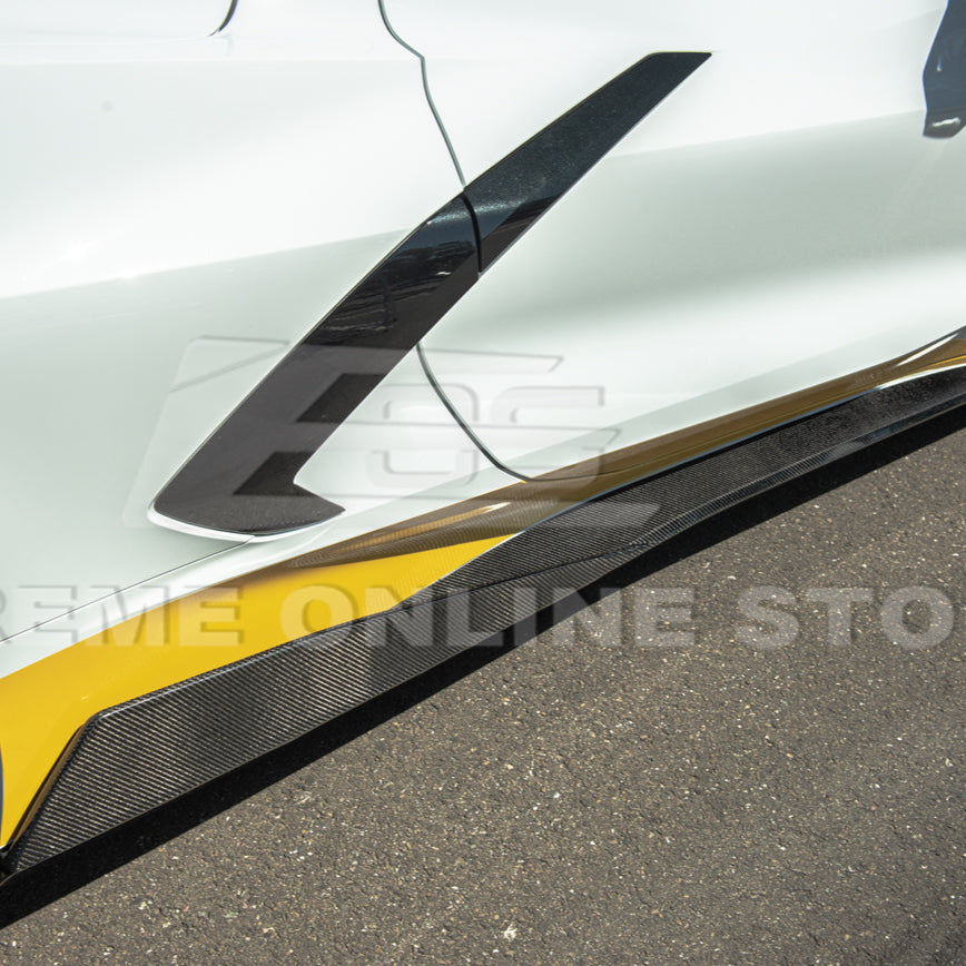 Chevrolet Corvette C8 DRY CARBON FIBER 5VM Side Skirts image 57