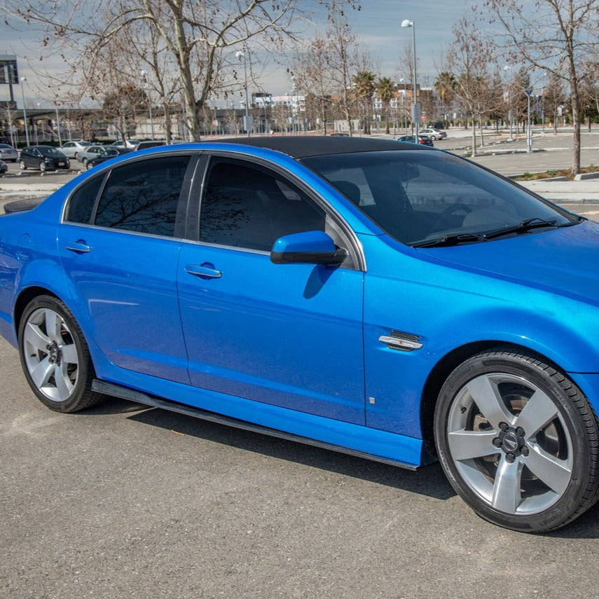2008-09 Pontiac G8 Carbon Side Skirts image 2