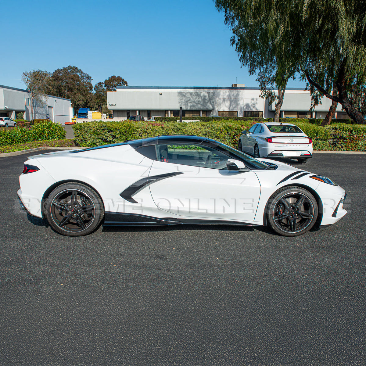 Chevrolet Corvette C8 3VM Side Skirts image 8