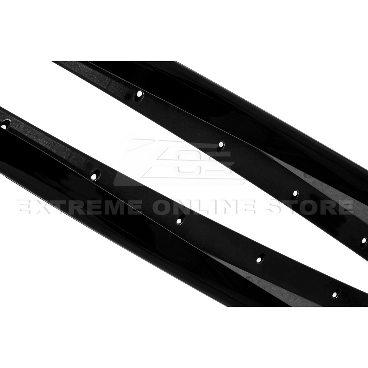 Chevrolet Corvette C8 Z51 Package Side Skirts image 24