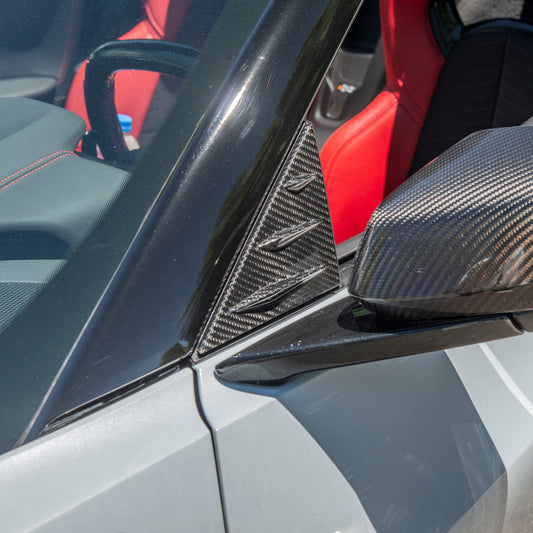 Chevrolet Corvette C8 DRY CARBON FIBER Anti Wind Buffeting Cover image 1