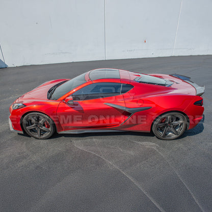 Chevrolet Corvette C8 Z06 / E-Ray DRY CARBON FIBER Side Skirts image 10