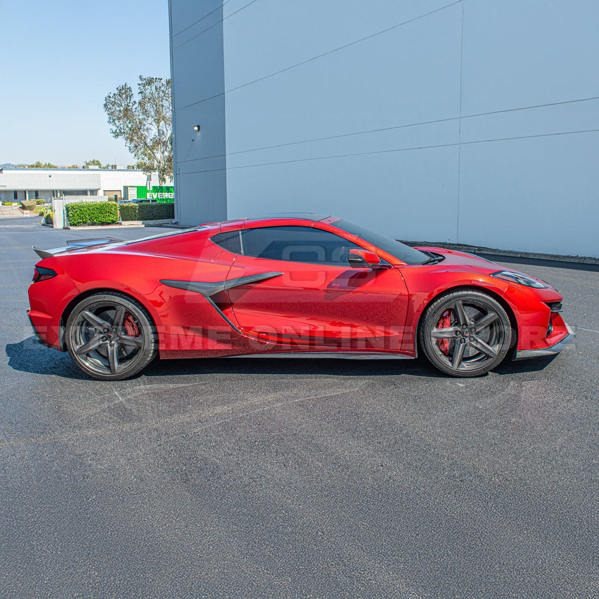 Chevrolet Corvette C8 Z06 / E-Ray DRY CARBON FIBER Side Skirts image 7