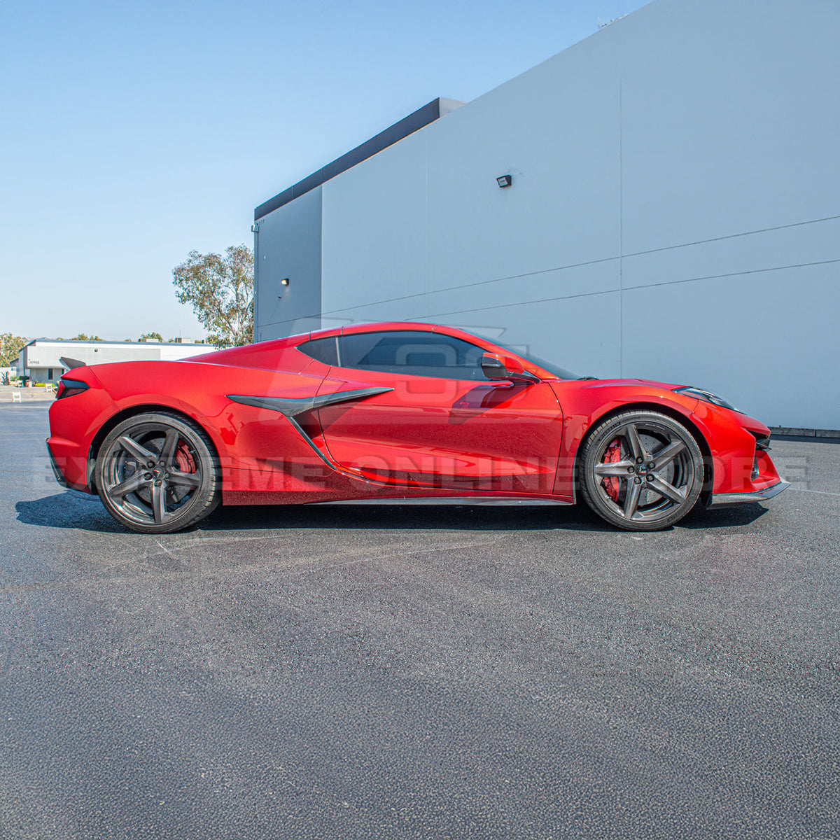 Chevrolet Corvette C8 Z06 / E-Ray DRY CARBON FIBER Side Skirts image 8