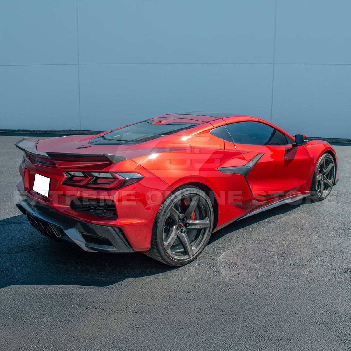 Chevrolet Corvette C8 Z06 / E-Ray DRY CARBON FIBER Side Skirts image 12