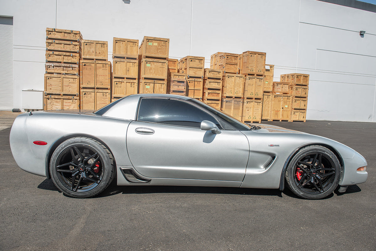 Chevrolet Corvette C5 Extended Splash Guards image 26