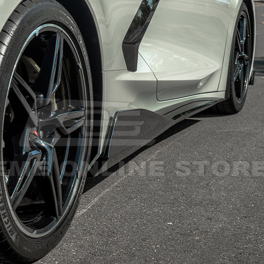 Chevrolet Corvette C8 DRY CARBON FIBER 5VM Side Skirts image 35