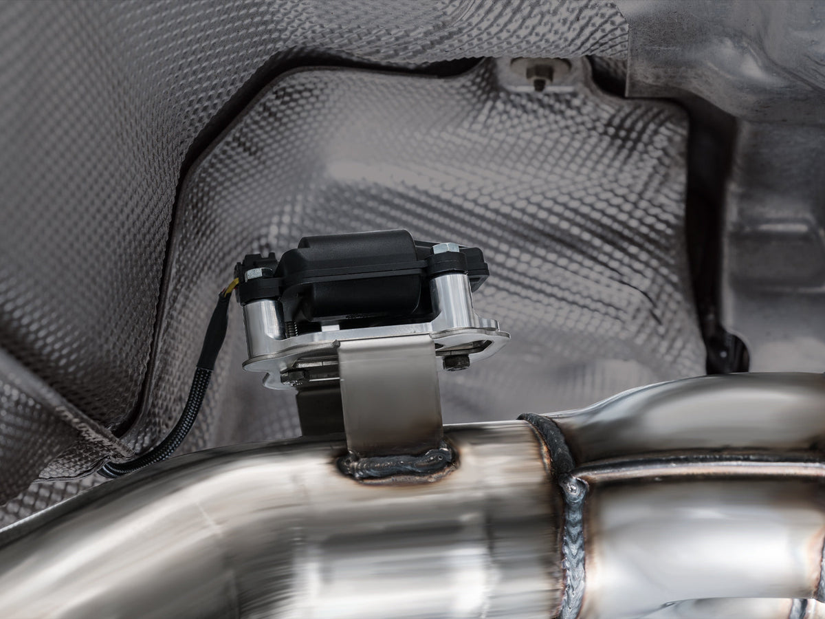 AWE Track Edition Exhaust for BMW G87 M2 - Diamond Black Tips image 3