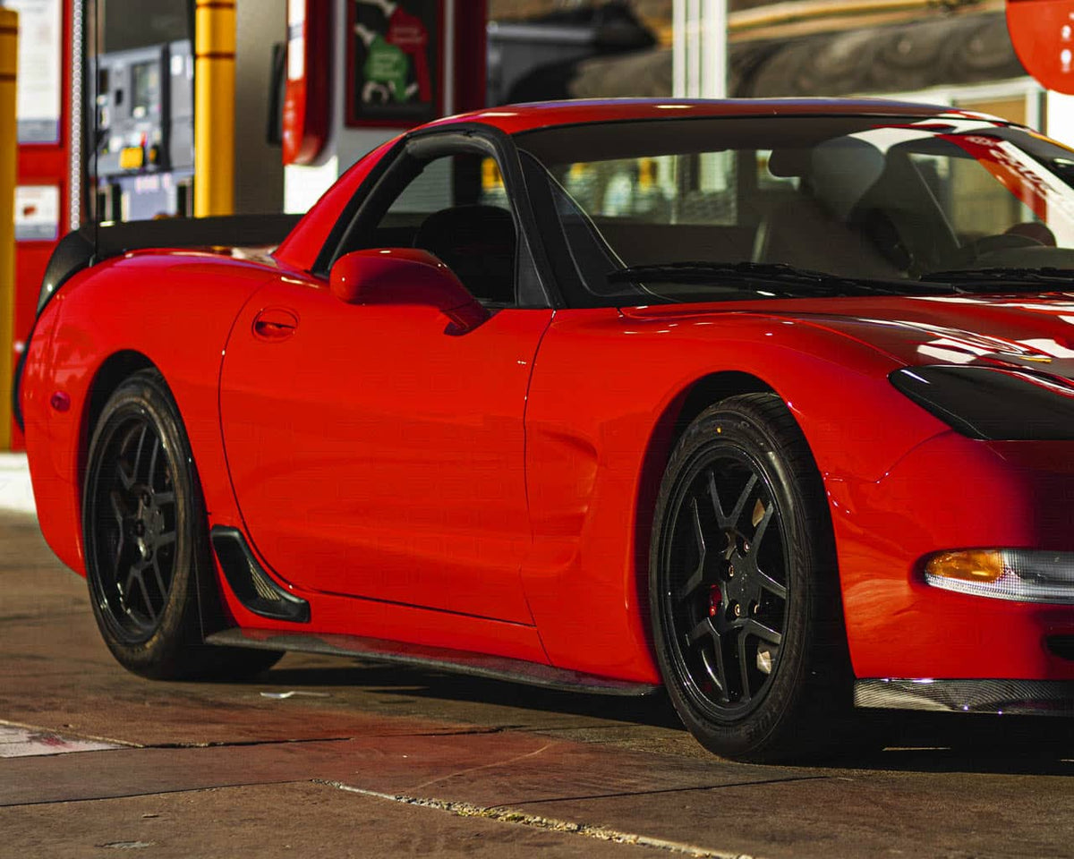 Corvette C5 | ZR1 Style Side Skirts With Mudflaps image 1