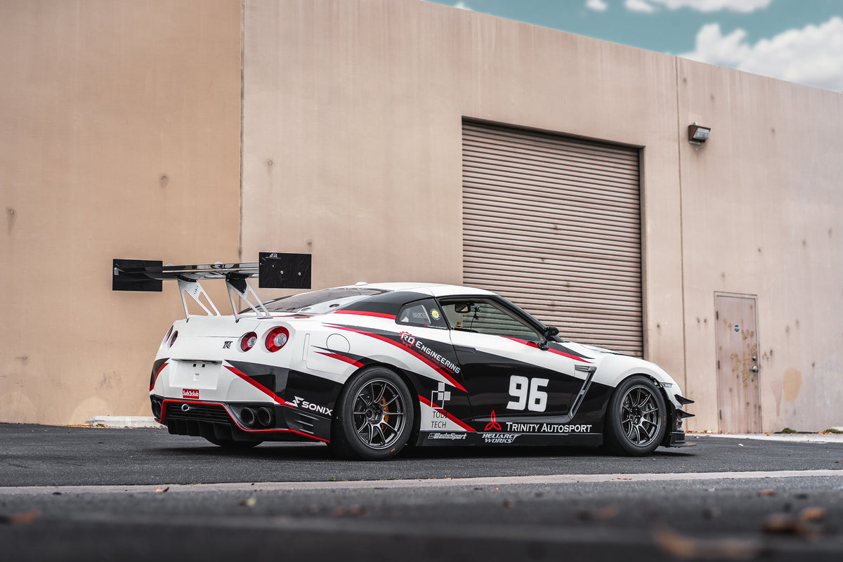 GT-1000 Carbon Fiber Wing (No Pedestals) - Universal