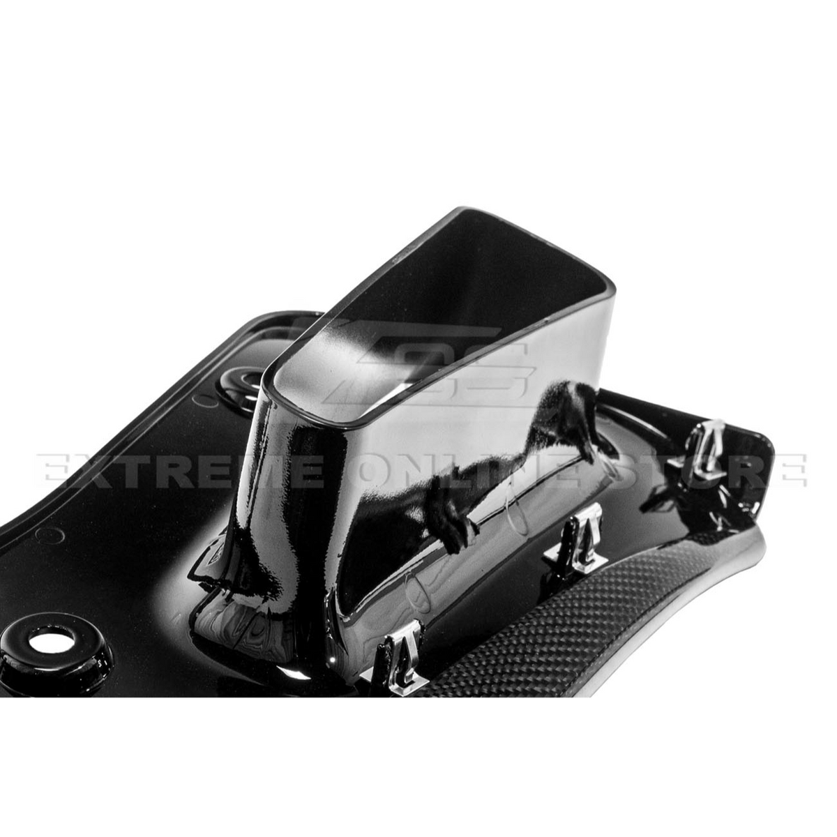 Chevrolet Corvette C8 Z06 / E-Ray XL Extended Rear Splash Guard image 57