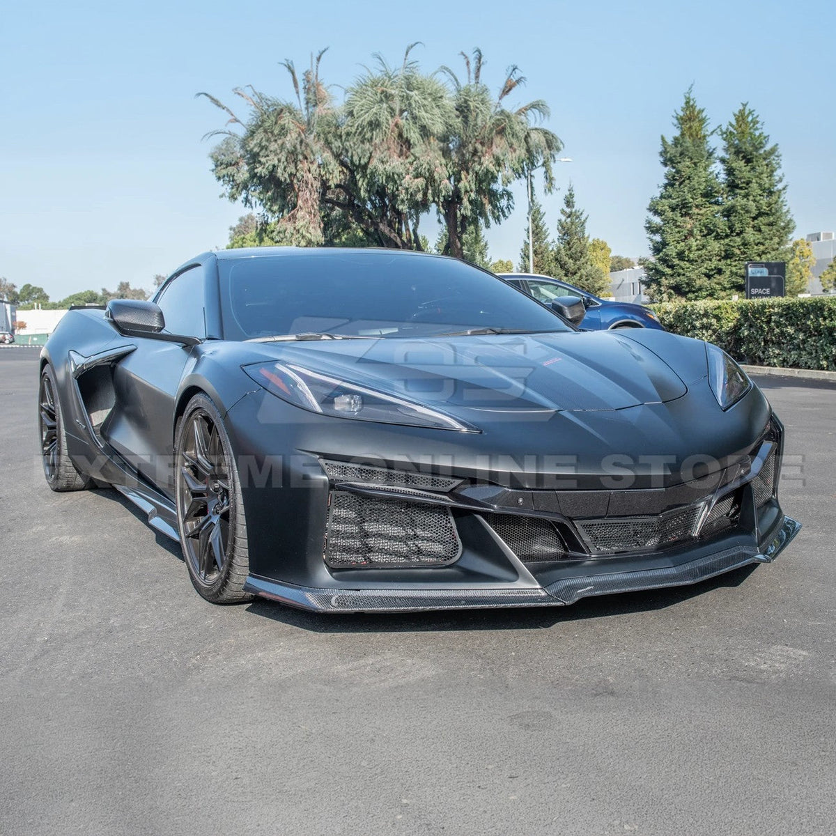 Chevrolet Corvette C8 Z06 Front Radiator Mesh Grille image 4