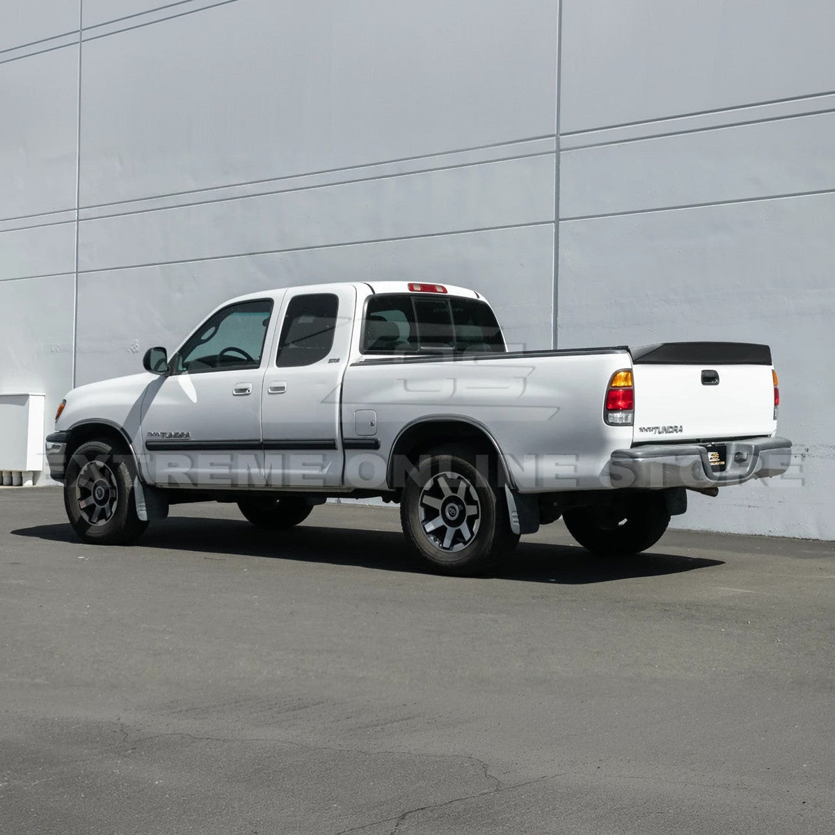 2001-06 Toyota Tundra Rear Tailgate Trunk Spoiler image 4