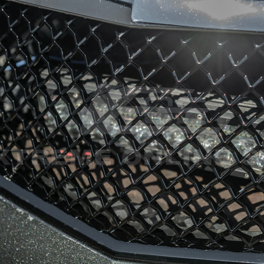 2009-15 Cadillac CTS-V Front Upper Badgeless Grille image 32
