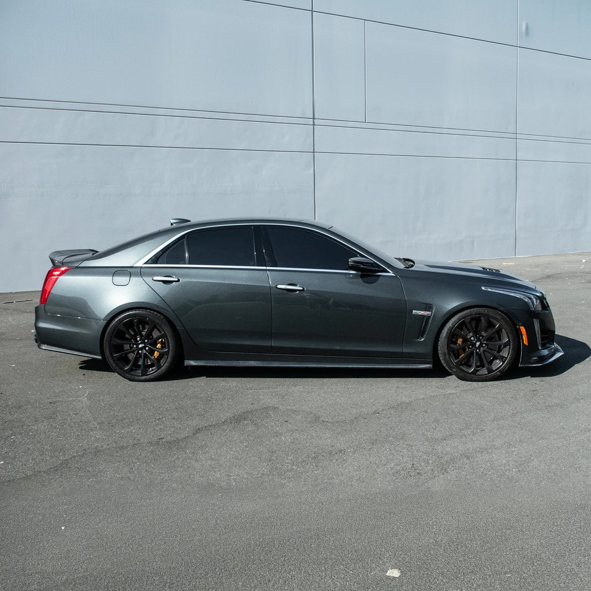 2016-19 Cadillac CTS-V | CARBON FIBER Package V2 Side Skirts image 5