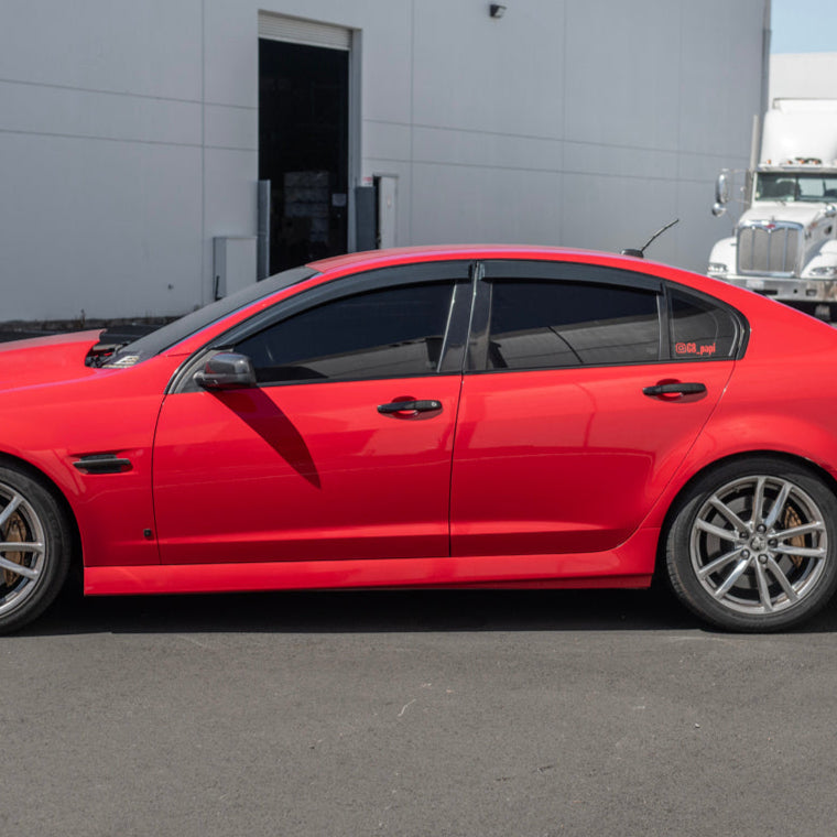 2008-09 Pontiac G8 Window Rain Guards image 2