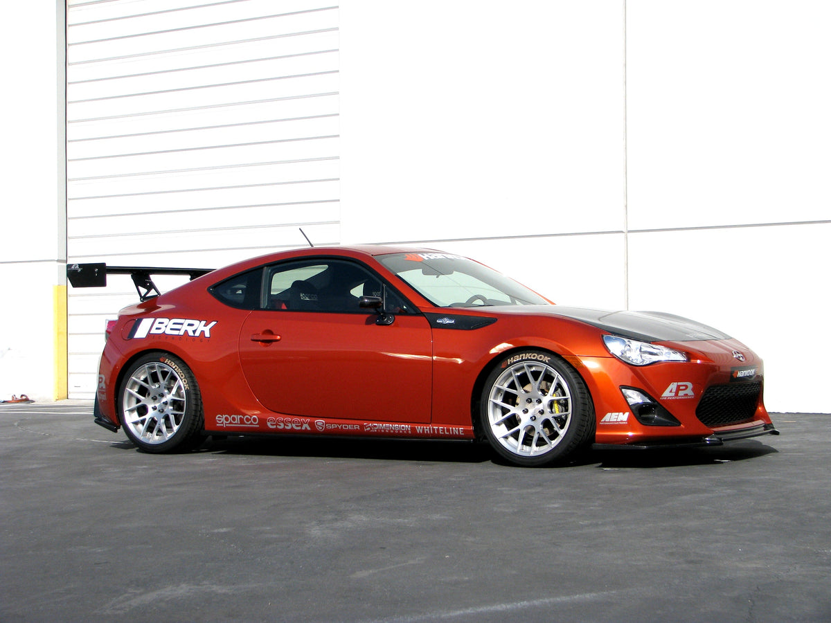 GT-250 Carbon Fiber Rear Wing w. 8" Pedestals - 2013-2021 Scion FRS / Toyota GT86/ Subaru BRZ