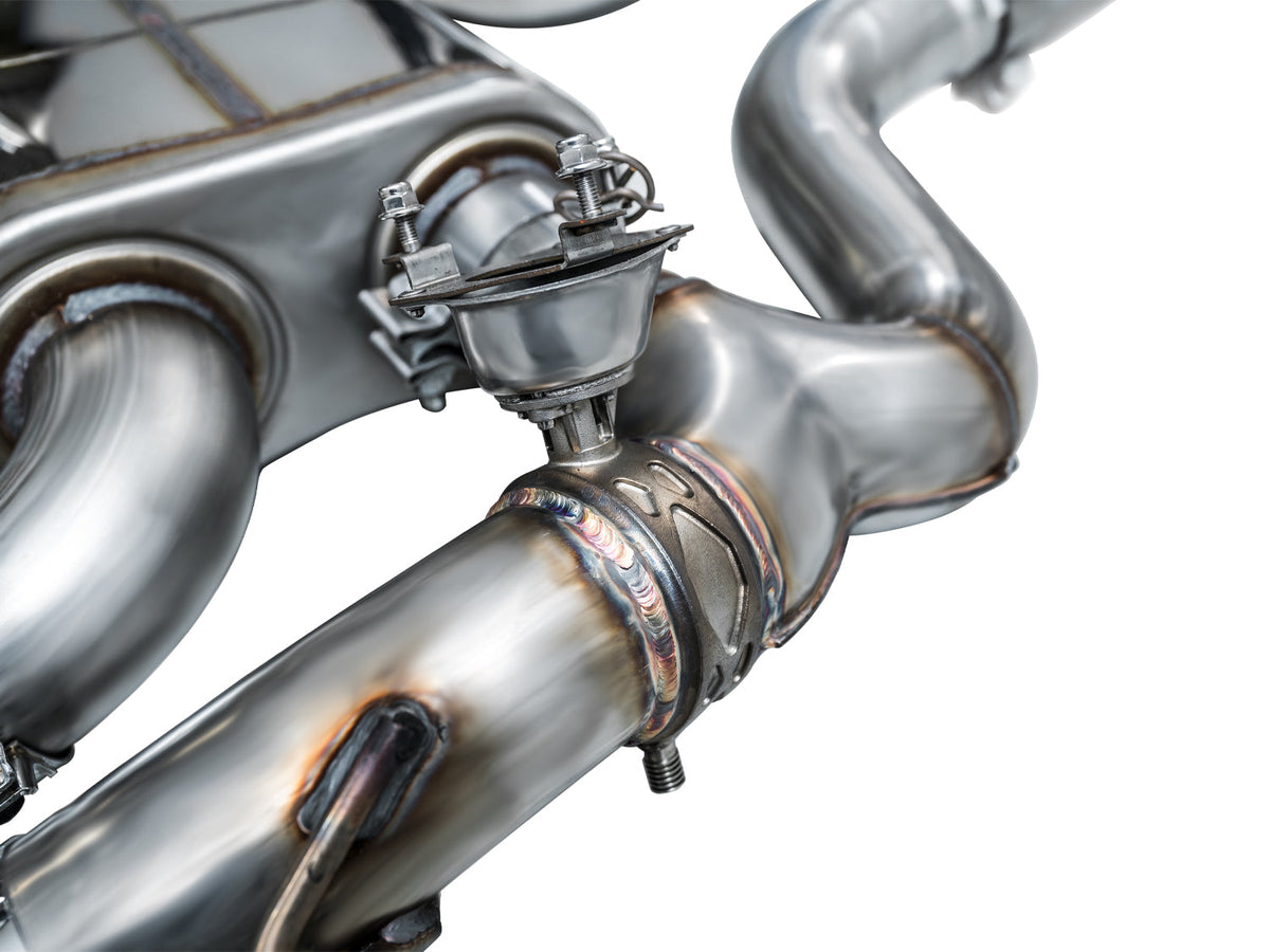 AWE SwitchPath™ Exhaust for BMW G87 M2 - Diamond Black Tips image 10